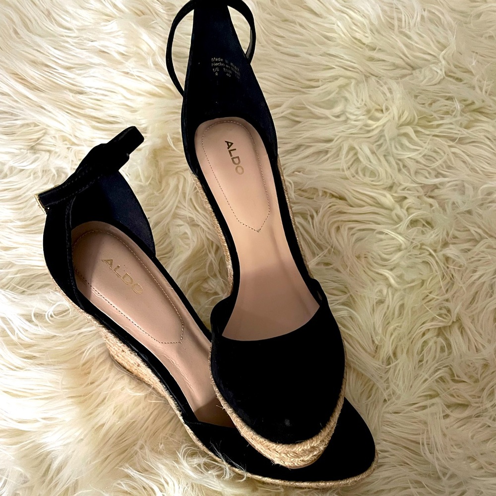 Aldo Wedges Size 9